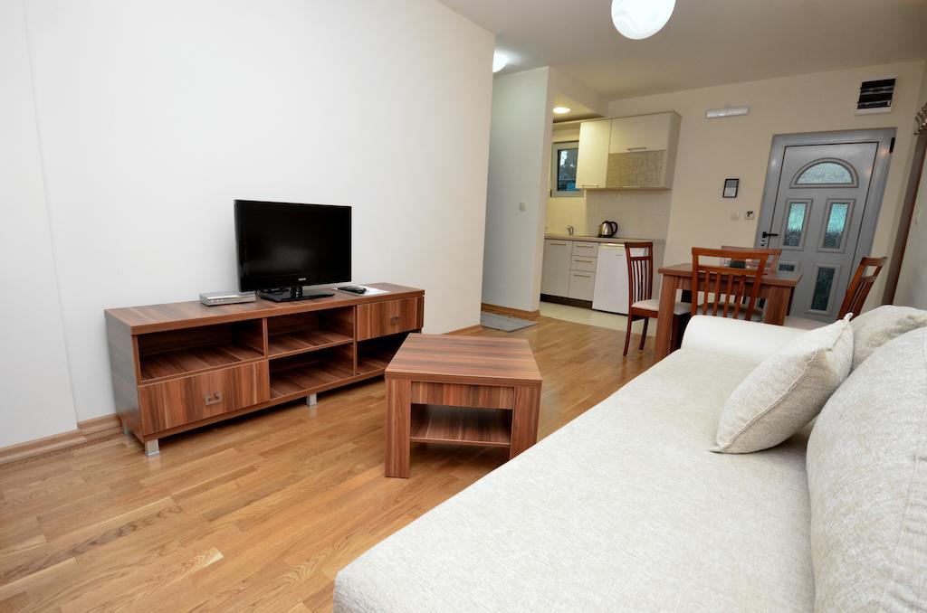 Apartments Rafailovic Ljubo Rafajlovići Szoba fotó